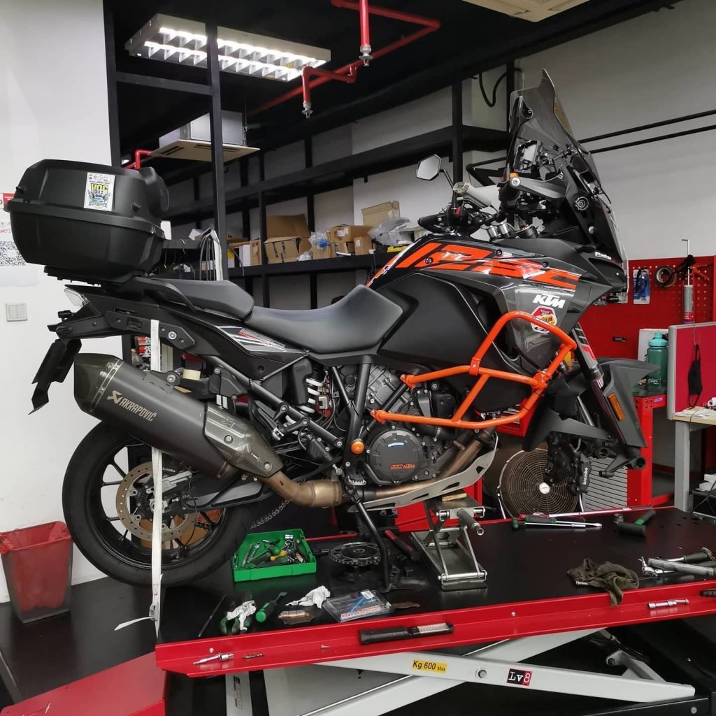 TRAXX KTM Super Adventure 1290 – 02