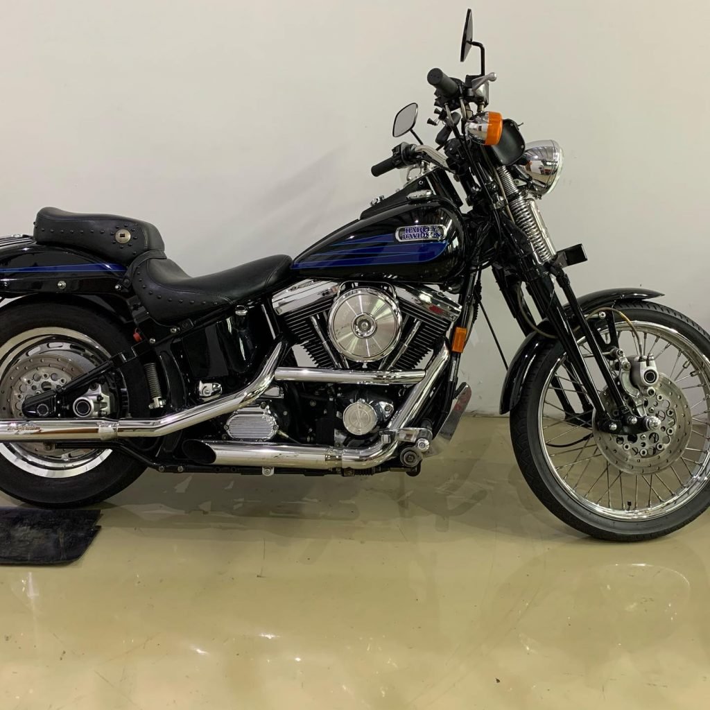 20201016 TRAXX - Harley Davidson BadBoy - 01