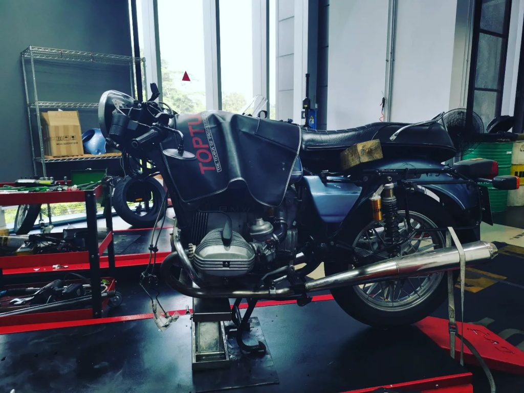 20220314 TRAXX - BMW R100RT - 01