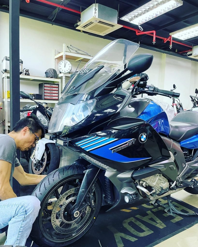 20220817 TRAXX - BMW K1600GT - 01