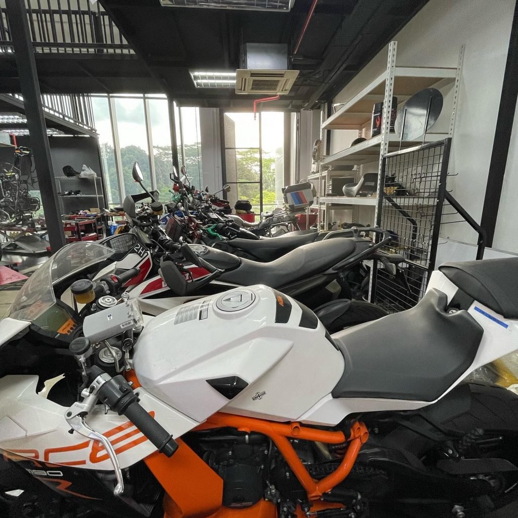 20220908 TRAXX - KTM RC8 - 02