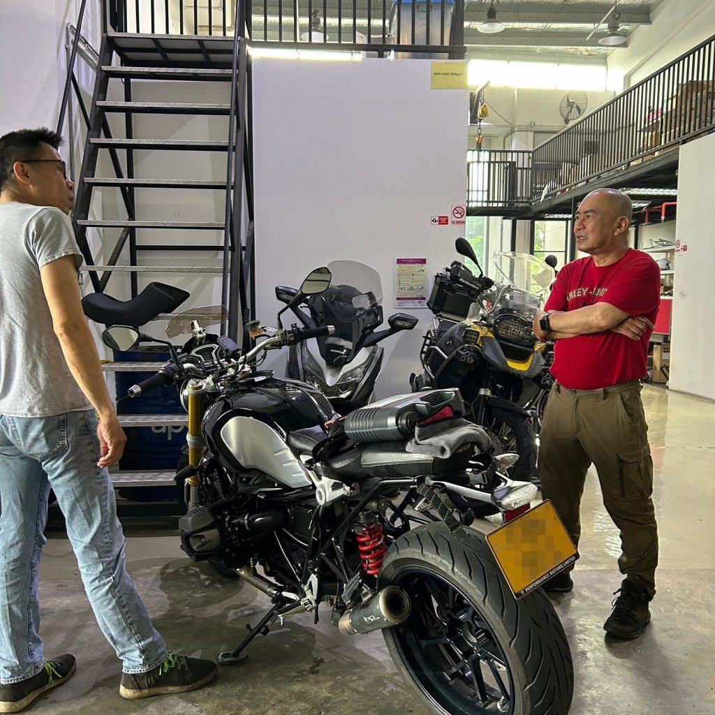 20221202 TRAXX - BMW RnineT - 05