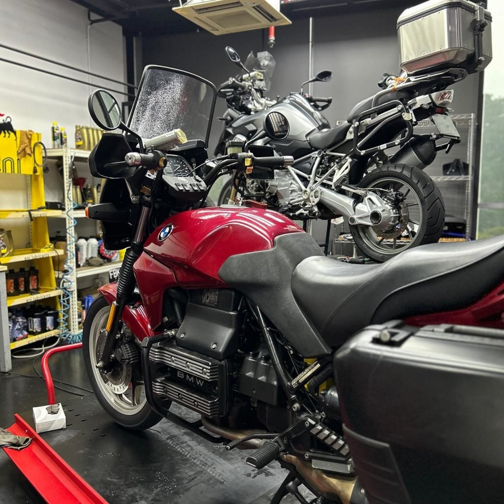 20221221 TRAXX - BMW K75C - 02